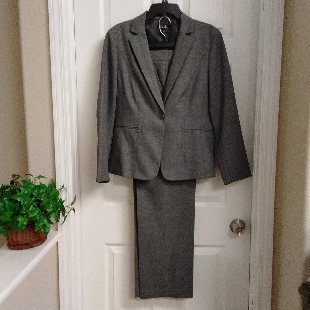 Emily 2 piece Pantsuit